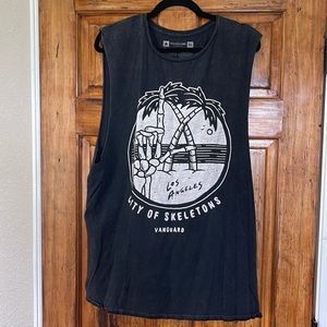 Mens black Vanguard tank LA sz XL